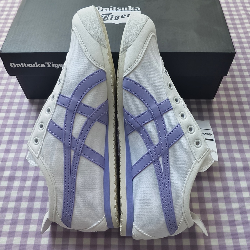 Onitsuka Tiger White Sneakers with Light Purple Stripes - Picture 5 of 11